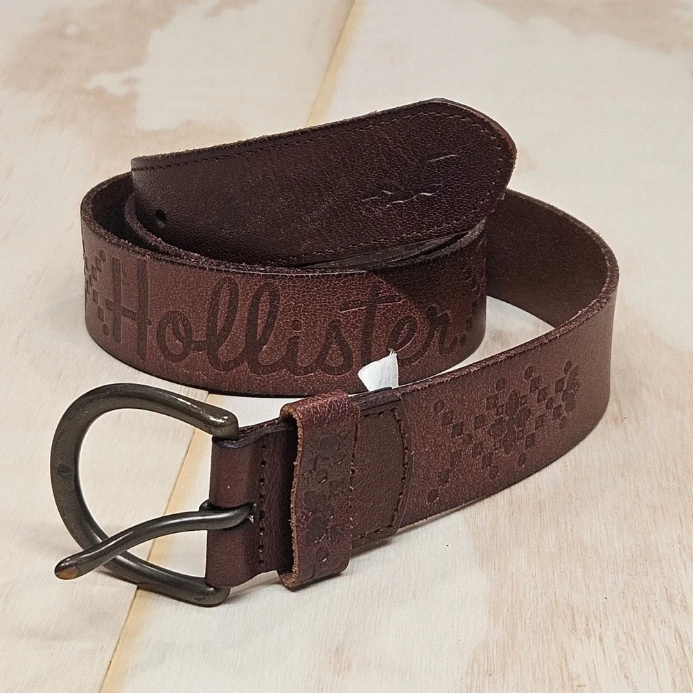 Hollister Mens Brown Genuine Leather Embossed Logo Belt Size Medium 33-37 Inch